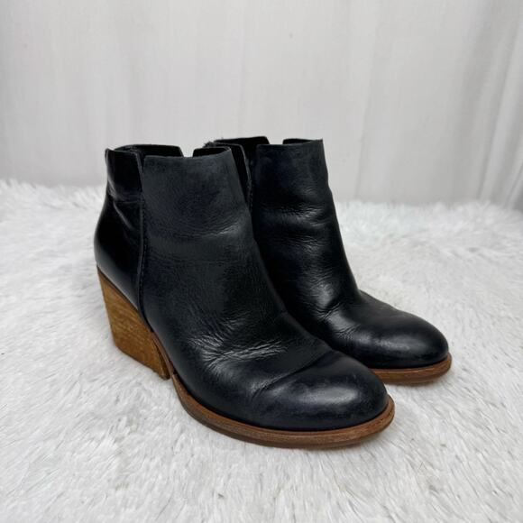 KORK-EASE / Chandra black leather back zipper stacked heel booties / 6 - Picture 1 of 10
